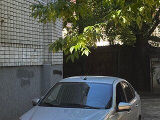 2024 Lada (ВАЗ) Granta I Рестайлинг, серебристый, 999000 рублей, вид 3