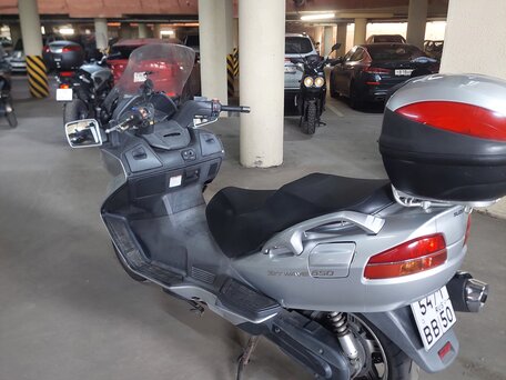 2006 Suzuki Burgman (SkyWave) 650, серебристый, 420000 рублей, вид 4