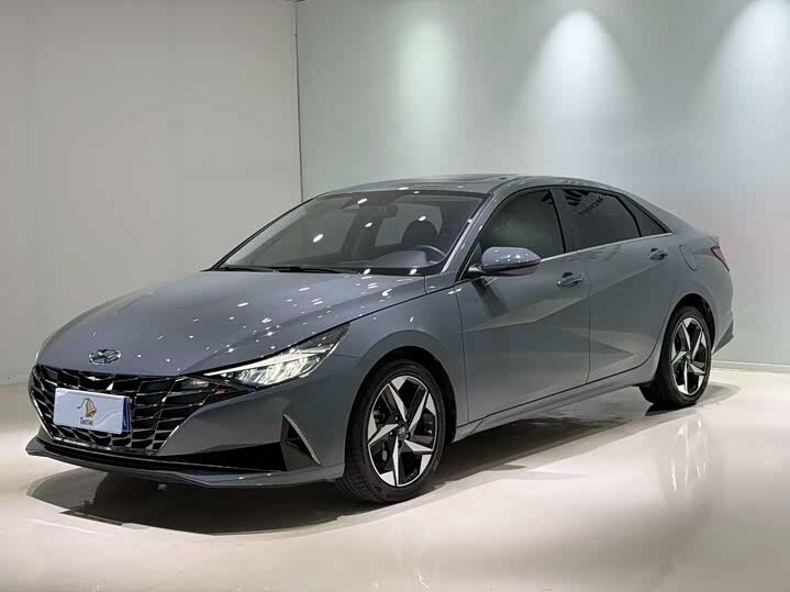 Открыть фотографии: Hyundai Elantra VII (CN7)
