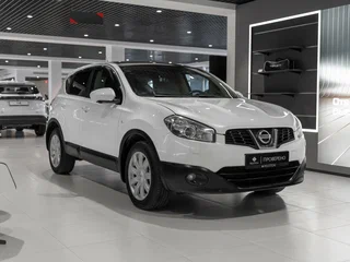 2013 Nissan Qashqai I Рестайлинг, белый, 995000 рублей, вид 2