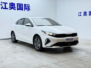2023 Kia K3 II (China Market) Рестайлинг, белый, 1145000 рублей, вид 3