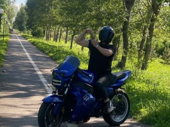 1999 Kawasaki ZX-10R Ninja, синий, 230000 рублей