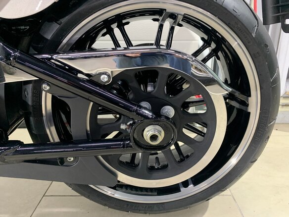 2018 Harley-Davidson Breakout, серый, 1750000 рублей - вид 31