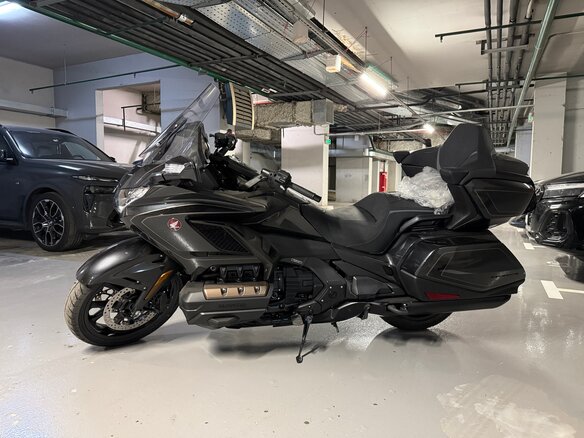 2026 Honda GL 1800 Gold Wing, чёрный, 3620000 рублей