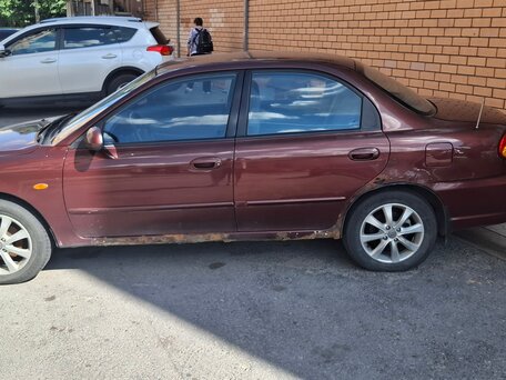 2006 Kia Spectra I Рестайлинг 2, красный, 200000 рублей, вид 3