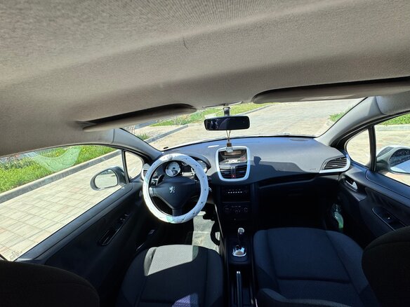 2010 Peugeot 207 I Рестайлинг, белый, 610000 рублей - вид 8