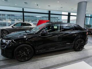 2026 Audi Q8 50 TDI I (4M) Рестайлинг, чёрный, 14950000 рублей, вид 3