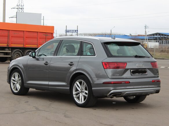 2017 Audi Q7 II (4M), серый - вид 4