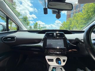 2016 Toyota Prius IV (XW50), белый, 1600000 рублей, вид 5