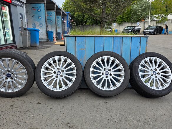 2012 Ford Focus III, красный - вид 20