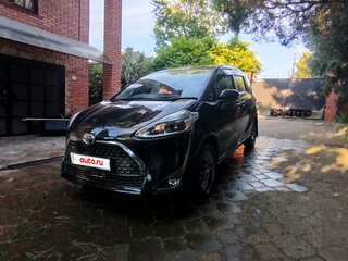 2019 Toyota Sienta II Рестайлинг, чёрный, 1600000 рублей, вид 3