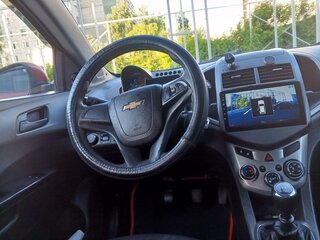 2014 Chevrolet Aveo II, красный, 295000 рублей, вид 5