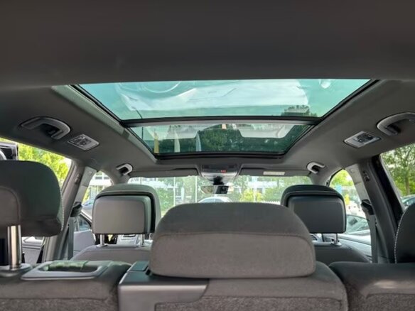 2023 Volkswagen Tiguan Allspace II Рестайлинг, чёрный - вид 10