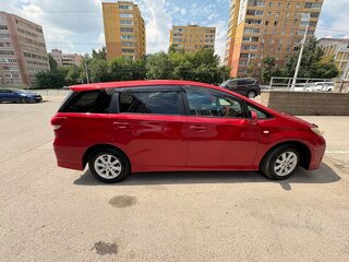 2009 Toyota Wish II, красный, 1030000 рублей, вид 5