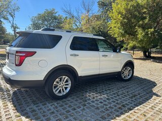 2013 Ford Explorer V, белый, 1740000 рублей, вид 3
