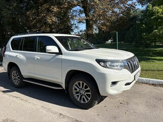 2017 Toyota Land Cruiser Prado 150 Series Рестайлинг 2, белый, 4200000 рублей, вид 2