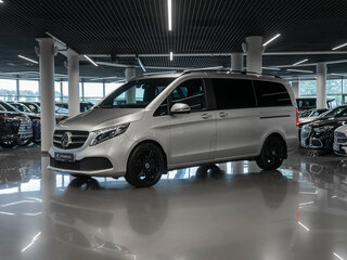 2020 Mercedes-Benz V-Класс Long 300 d длинный III (W447) Рестайлинг, серебристый, 7500000 рублей, вид 1