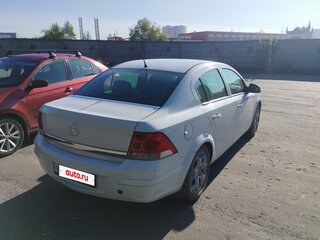 2010 Opel Astra H Рестайлинг, белый, 400000 рублей, вид 4