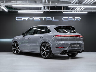 2026 Porsche Cayenne III Рестайлинг, серый, 18390000 рублей, вид 4