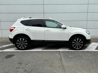 2011 Nissan Qashqai I Рестайлинг, белый, 930000 рублей, вид 4