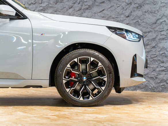 2026 BMW X3 20i xDrive IV (G45/G48), серый, 9300000 рублей - вид 7