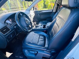 2012 Volkswagen Touareg II, белый, 1590000 рублей, вид 5