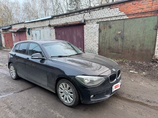 2011 BMW 1 серии 116i II (F20/F21), чёрный, 850000 рублей, вид 2