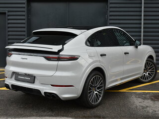 2021 Porsche Cayenne Coupé III, серый, 7490000 рублей, вид 3