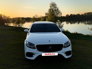 2020 Mercedes-Benz E-Класс 350 V (W213, S213, C238), чёрный, 4500000 рублей, вид 4