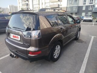 2012 Mitsubishi Outlander II Рестайлинг, коричневый, 1490000 рублей, вид 4