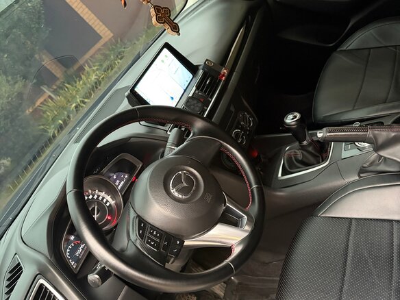 2014 Mazda 3 III (BM), серый, 1250000 рублей - вид 7