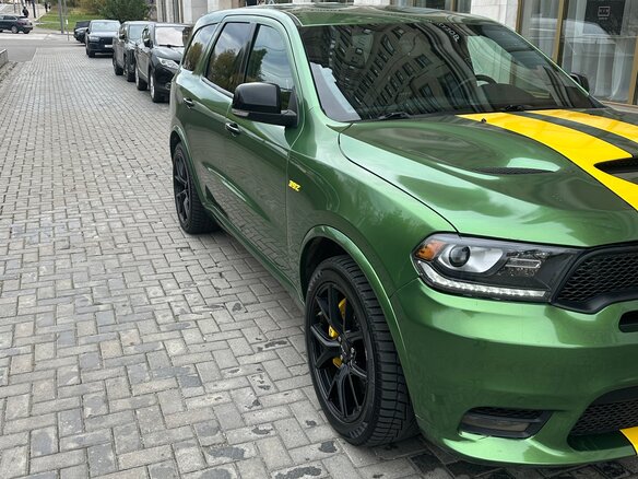 2020 Dodge Durango SRT III Рестайлинг 2, зелёный, 8000000 рублей - вид 1