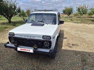 1997 Lada (ВАЗ) 2121 (4x4) I Рестайлинг, белый, 280000 рублей, вид 3