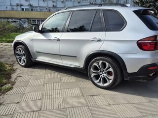 2009 BMW X5 30d II (E70), серебристый, 1850000 рублей, вид 4