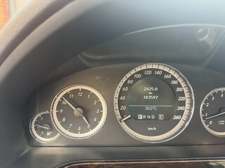 2010 Mercedes-Benz E-Класс 200 5G-Tronic IV (W212, S212, C207), чёрный, 1500000 рублей, вид 4