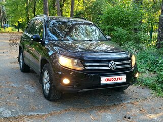2014 Volkswagen Tiguan I Рестайлинг, чёрный, 1400000 рублей, вид 3
