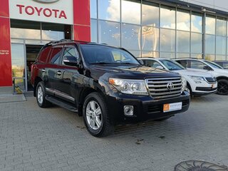 2013 Toyota Land Cruiser 200 Series Рестайлинг 1, чёрный, 3199000 рублей, вид 3
