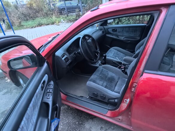 2001 Mazda 626 V (GF), красный, 150000 рублей - вид 9