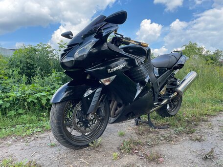 2006 Kawasaki ZZR 1400, чёрный, 680000 рублей, вид 2