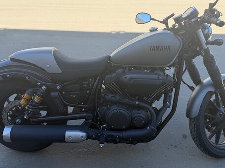 2016 Yamaha XV950 Bolt, серебристый, 649000 рублей, вид 3