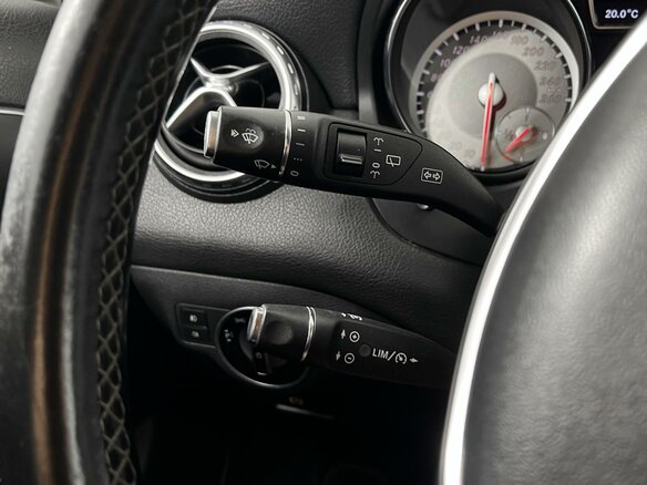 2014 Mercedes-Benz GLA 200 I (X156), белый, 1539900 рублей - вид 14