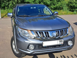 2018 Mitsubishi L200 V, серый, 1900000 рублей, вид 2