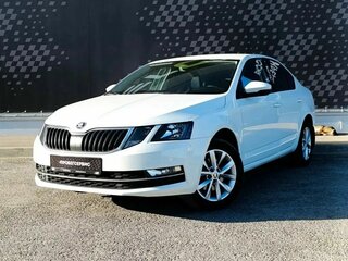 2017 Skoda Octavia III (A7) Рестайлинг, белый, 1550000 рублей, вид 1