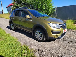 2017 Renault Sandero Stepway II, зелёный, 870000 рублей, вид 1
