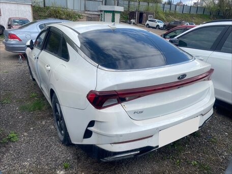 2021 Kia K5 III, белый, 1540000 рублей, вид 3