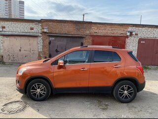 2015 Chevrolet Tracker III, оранжевый, 1300000 рублей, вид 4