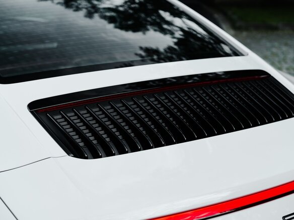 2016 Porsche 911 Carrera 4S VII (991) Рестайлинг, белый, 8049000 рублей - вид 21