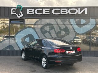 2011 Volkswagen Jetta VI, чёрный, 987000 рублей, вид 3