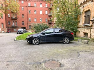 2011 Kia Cerato 6-speed II, чёрный, 590000 рублей, вид 4
