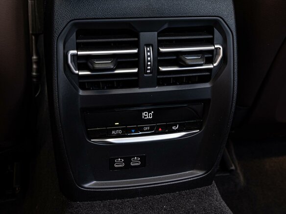 2024 BMW 3 серии 325i VII (G2x) Рестайлинг, чёрный - вид 23